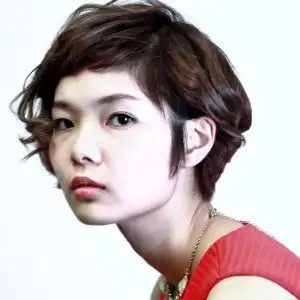 Dr. Rina Indriani, S.H., M.H.